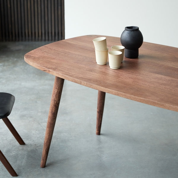 Solid mango wood dining table 4/6 people