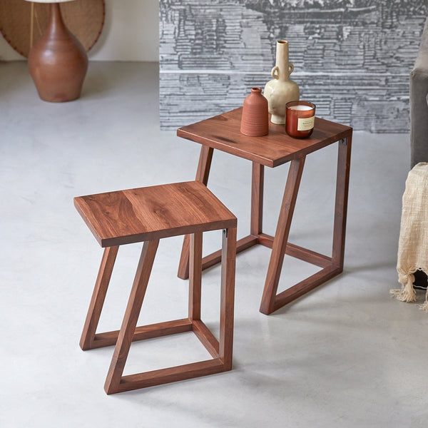 Reeves Solid Wood Nested Side Table In Honey Finish