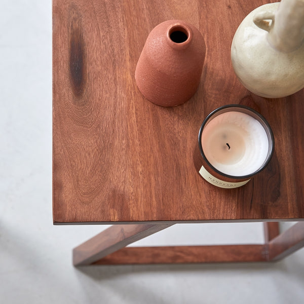 Reeves Solid Wood Nested Side Table In Honey Finish