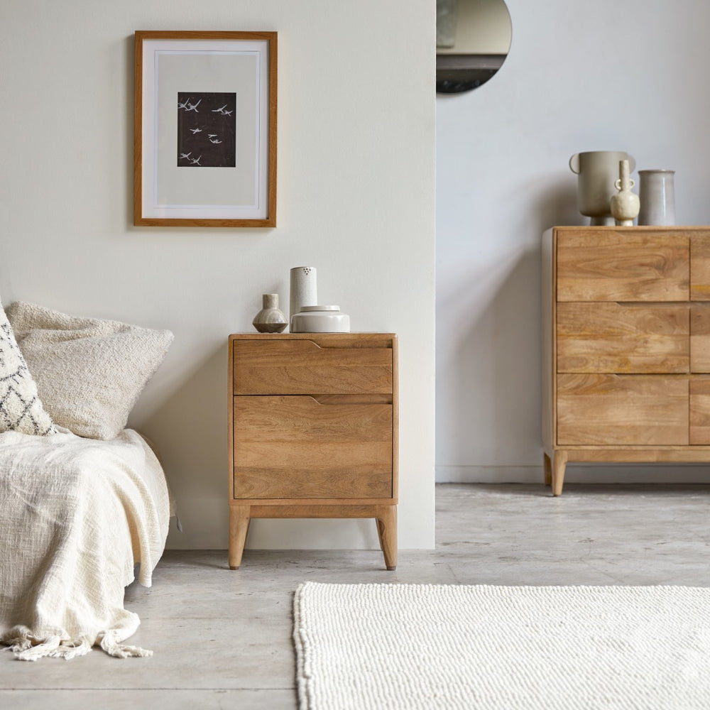 Enkel Solid mango wood bedside table in Natural Finish