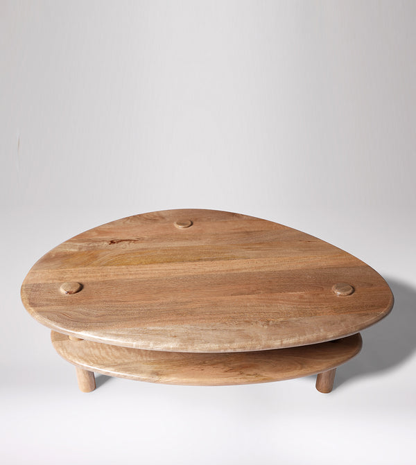 Vway Solid Wood Coffee Table in Natural Finish