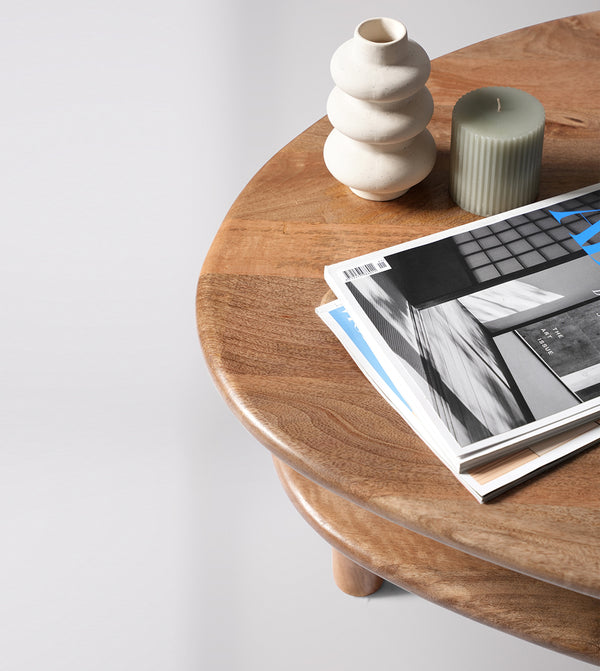 Vway Solid Wood Coffee Table in Natural Finish