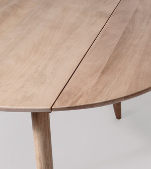 Rond way Solid Wood Dining Table in Natural Finish