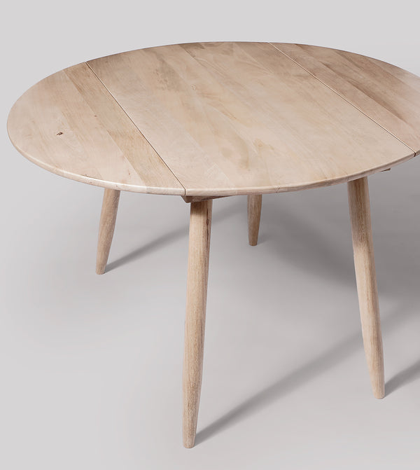 Rond way Solid Wood Dining Table in Natural Finish