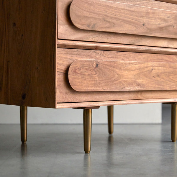Astrid Solid Acacia Wood Chest of Drawer With 5 Drawer in Natural Finish